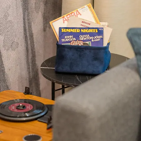 Maphi Bleu - Urban Budapest