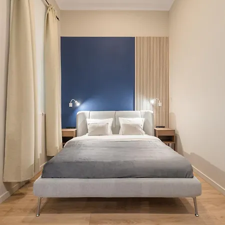 Maphi Bleu - Urban * Budapest